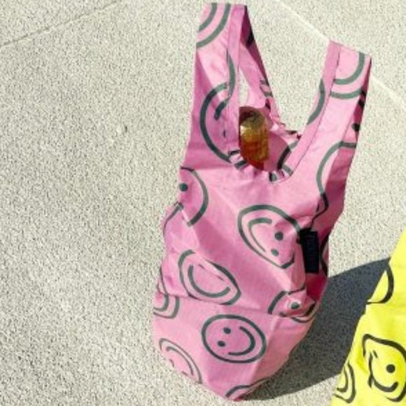 NWOT Wine Baggu - Raspberry Happy - Picture 3 of 4